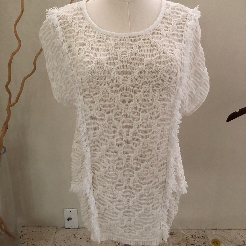 White knit top